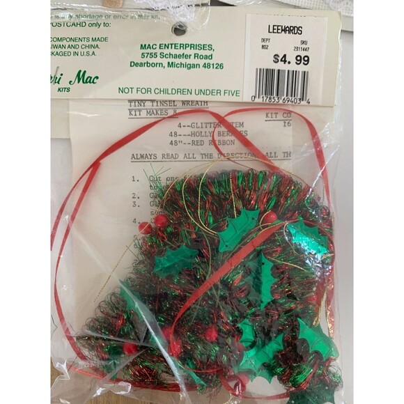 Lot of 8 assorted Craft kits Needle Point with frames, Stitchery Kits, Christmas - Picture 12 of 12